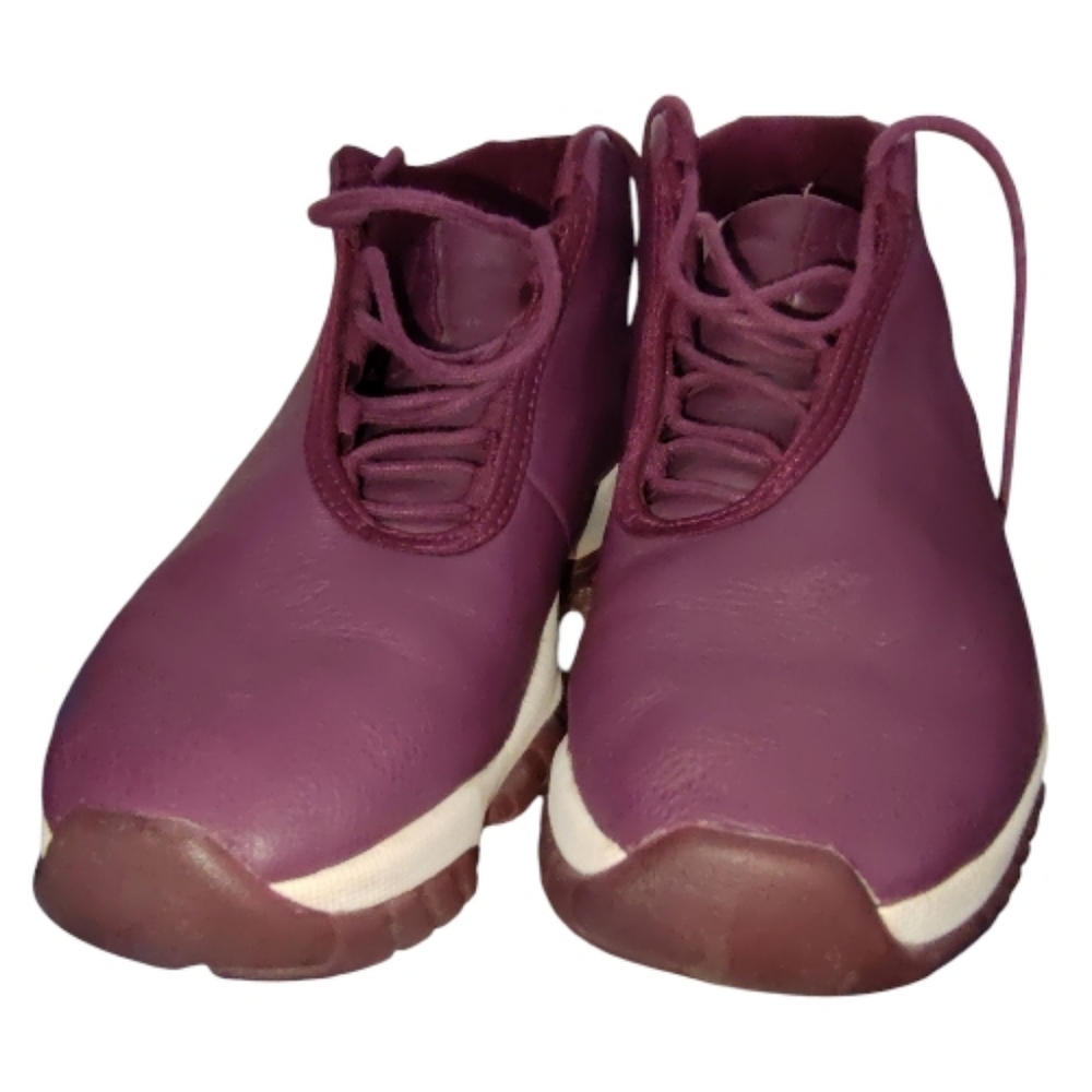 Nike Women’s Air Jordan Future “Bordeaux Phantom” Sneakers – Size 8.5